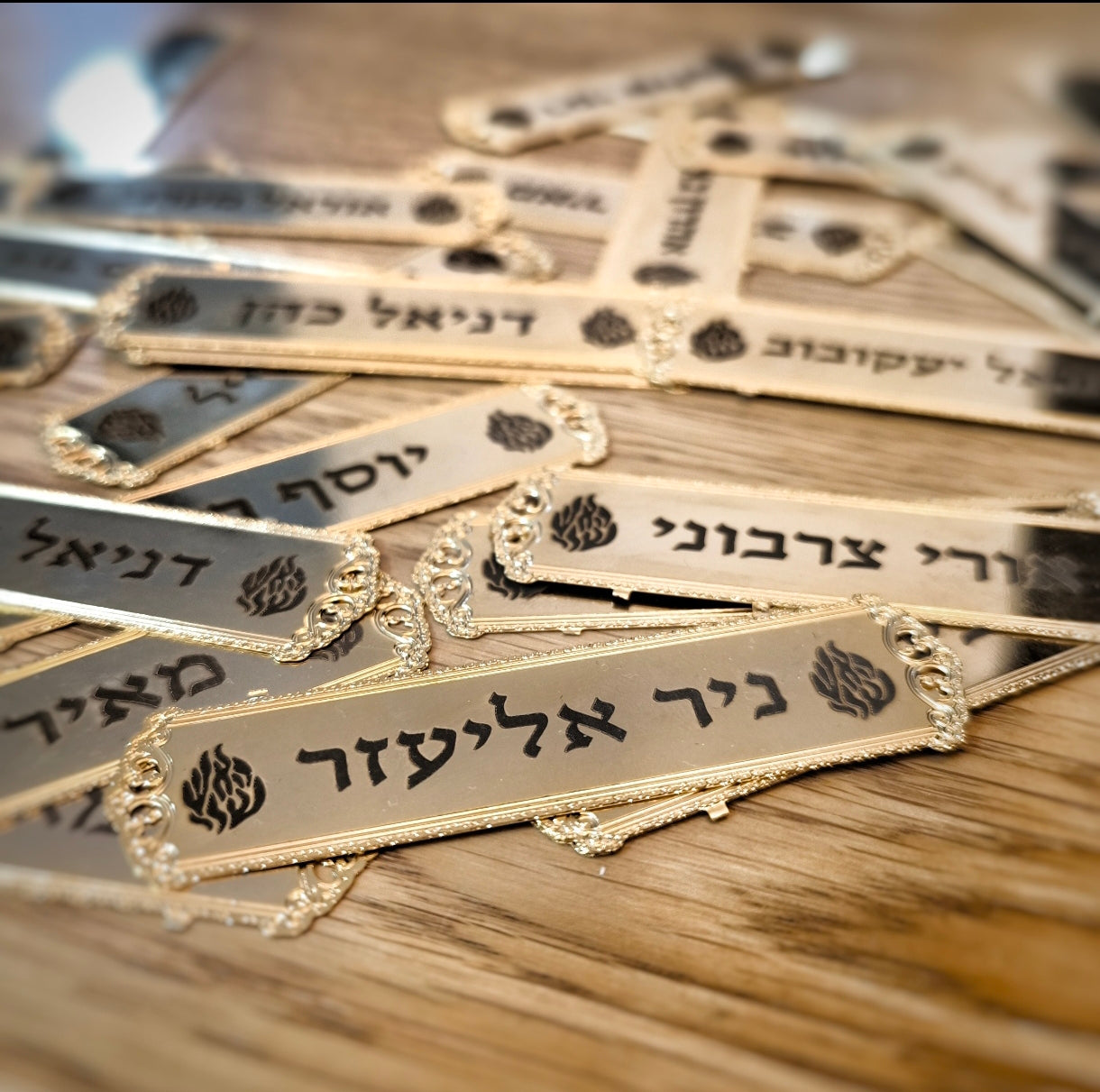 תגי שם האש שלי בציפוי זהב 18k